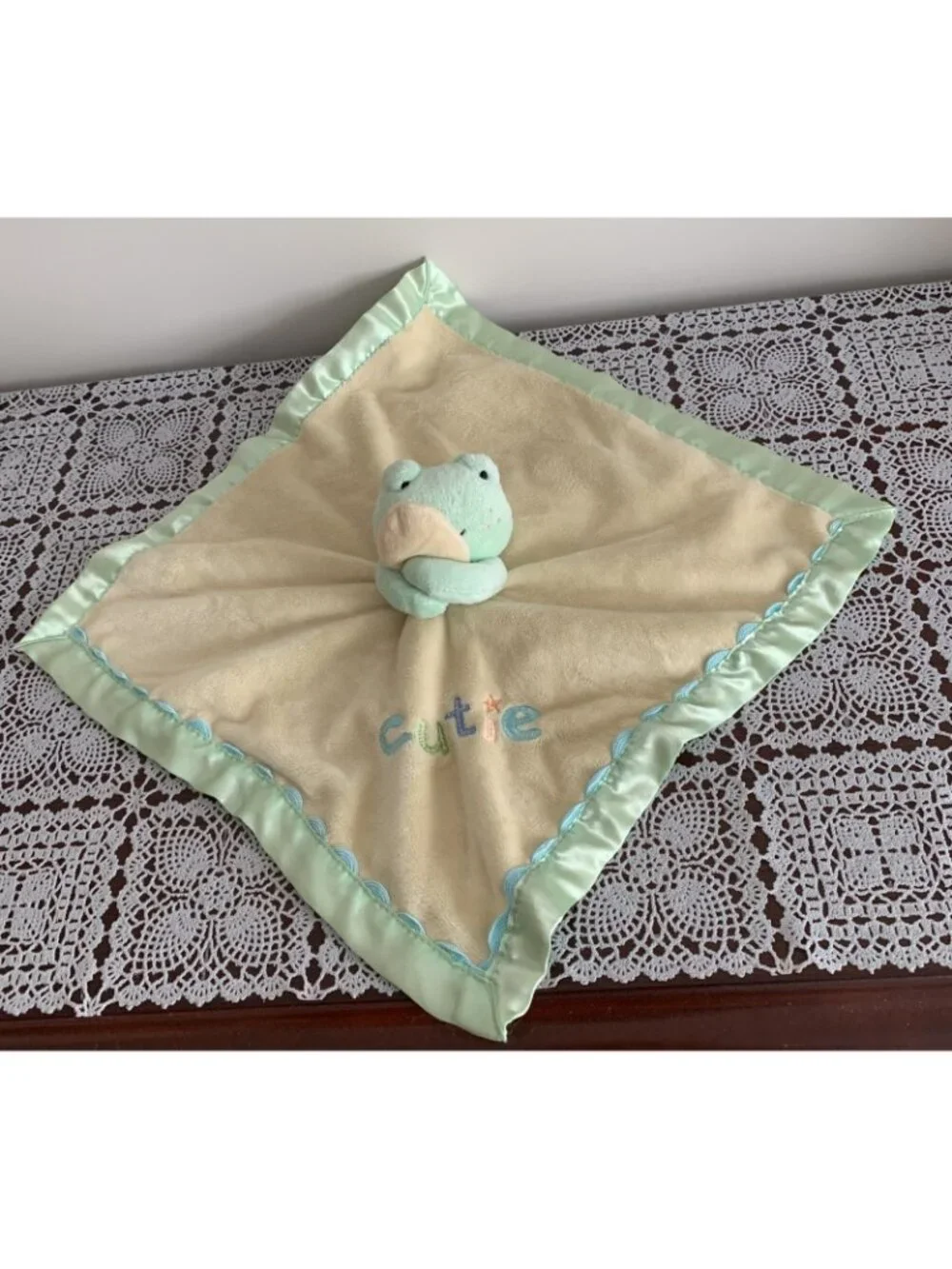 Carters Frog Green Cutie Lovey Security Blanket  Soothing 14 x 14 Inch Brand New